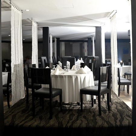 Regent Star Hotel Piarco Exteriér fotografie